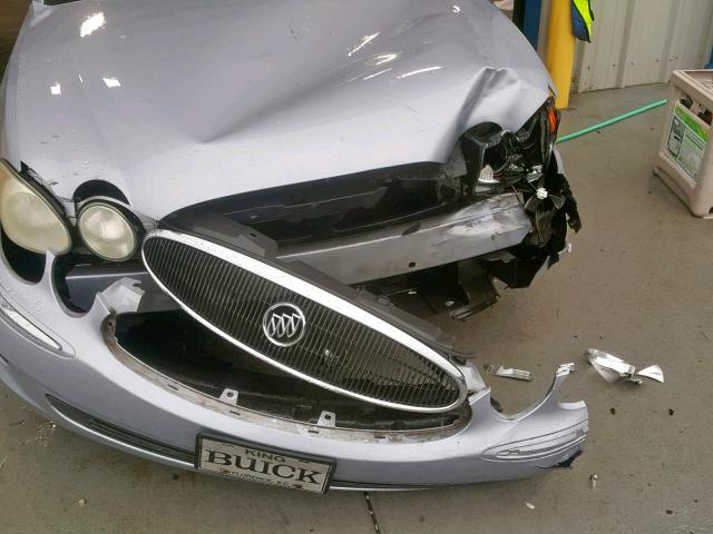 2G4WD532X51216292 - 2005 BUICK LACROSSE C GRAY photo 9