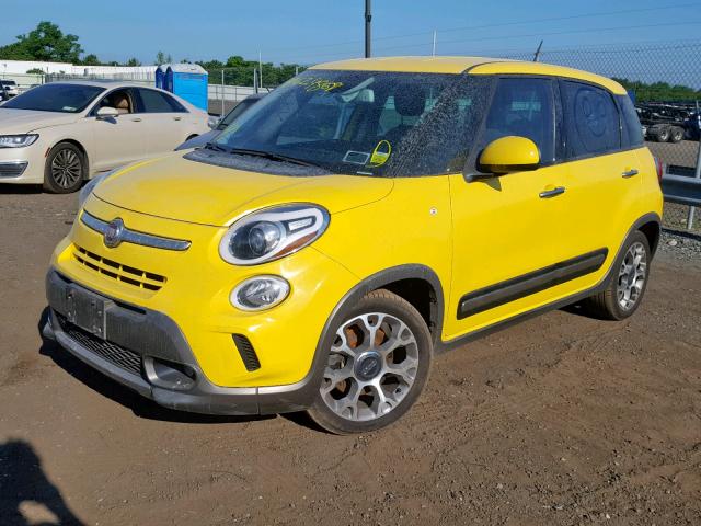 ZFBCFADH4EZ021649 - 2014 FIAT 500L TREKK YELLOW photo 2