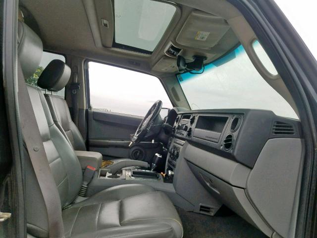 1J8HG48K77C501447 - 2007 JEEP COMMANDER BLACK photo 5