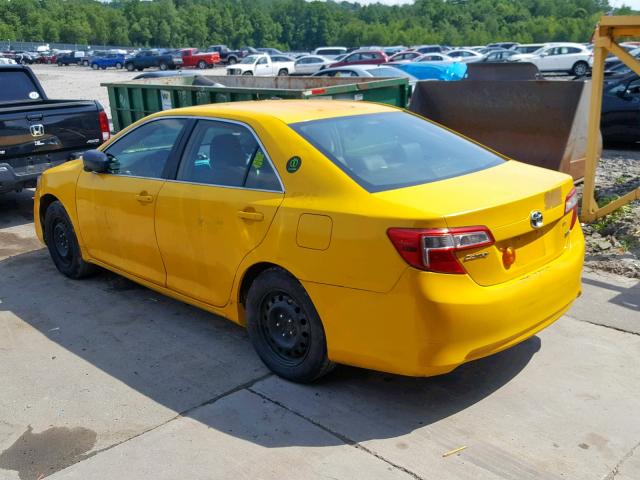 4T1BD1FK7DU073260 - 2013 TOYOTA CAMRY HYBR YELLOW photo 3