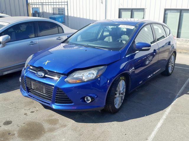 1FADP3N24DL170915 - 2013 FORD FOCUS TITA BLUE photo 2