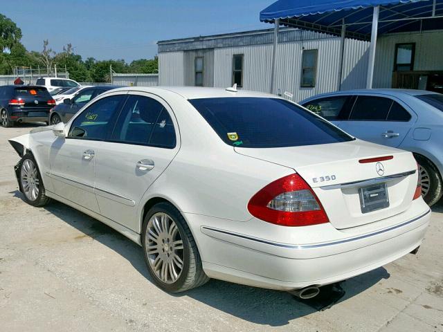 WDBUF56XX8B232072 - 2008 MERCEDES-BENZ E 350 WHITE photo 3