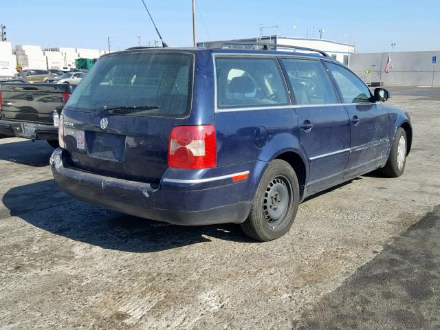 WVWND63B44E304404 - 2004 VOLKSWAGEN PASSAT GL BLUE photo 4