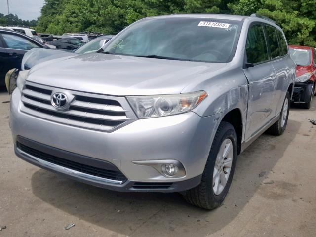 5TDZA3EH7DS037702 - 2013 TOYOTA HIGHLANDER SILVER photo 2