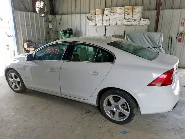 YV1622FS3C2054842 - 2012 VOLVO S60 T5 WHITE photo 9