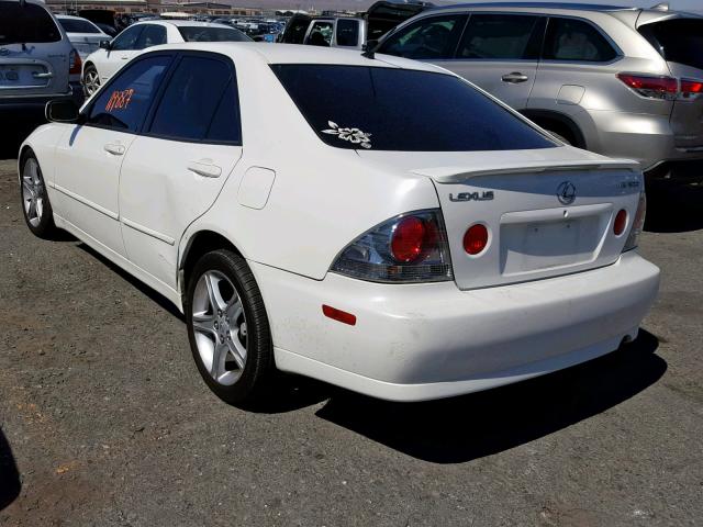 JTHBD192450100146 - 2005 LEXUS IS 300 WHITE photo 3