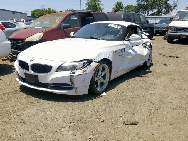 WBALL5C54FP557239 - 2015 BMW Z4 SDRIVE2 WHITE photo 2