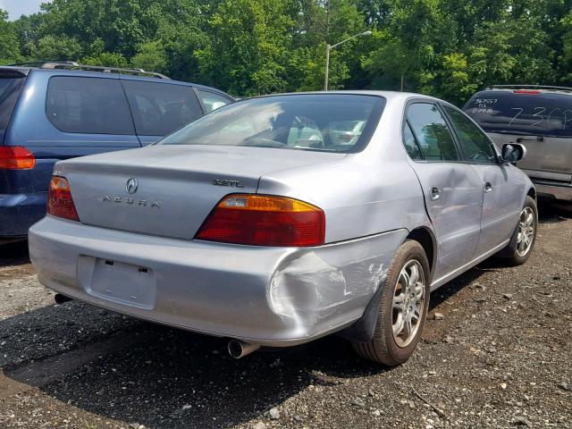 19UUA5662YA054561 - 2000 ACURA 3.2TL SILVER photo 4