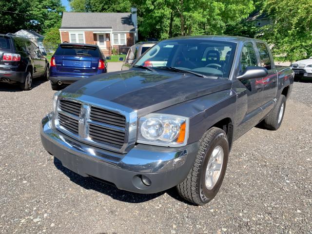 1D7HE48N25S365549 - 2005 DODGE DAKOTA QUA GRAY photo 1