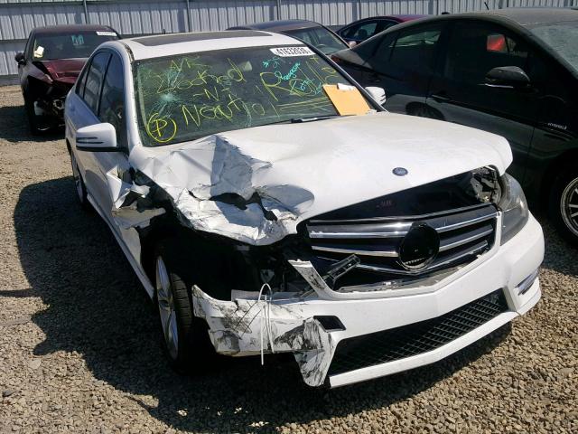 WDDGF4HB6EG245495 - 2014 MERCEDES-BENZ C 250 WHITE photo 1