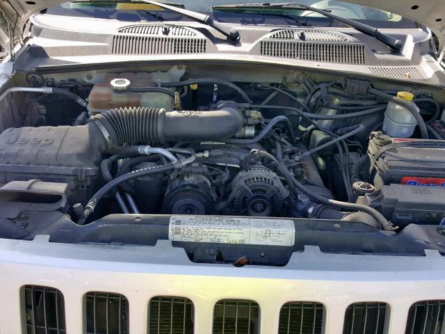 1J4GL38K36W125751 - 2006 JEEP LIBERTY RE SILVER photo 7