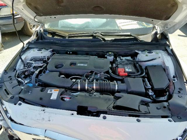 1HGCV2F50KA002052 - 2019 HONDA ACCORD EXL WHITE photo 7