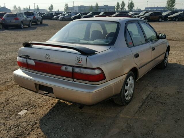 2T1BA05E9TC141475 - 1996 TOYOTA COROLLA DX GOLD photo 4