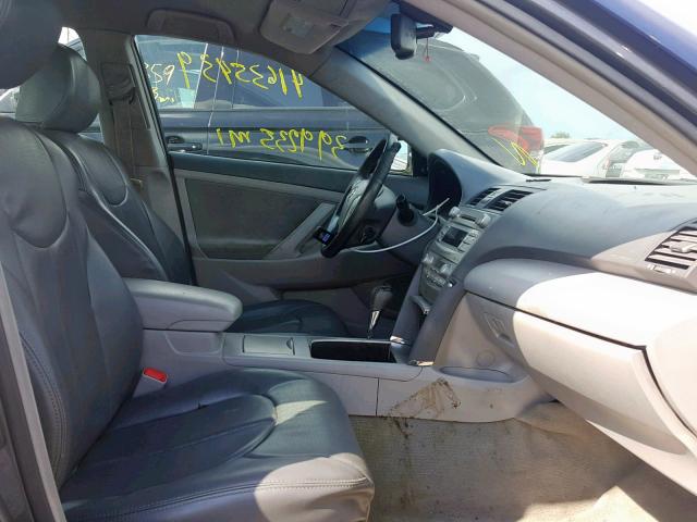 4T1BB3EK3BU131199 - 2011 TOYOTA CAMRY HYBR WHITE photo 5