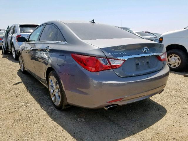 5NPEC4AC2DH759982 - 2013 HYUNDAI SONATA SE GRAY photo 3