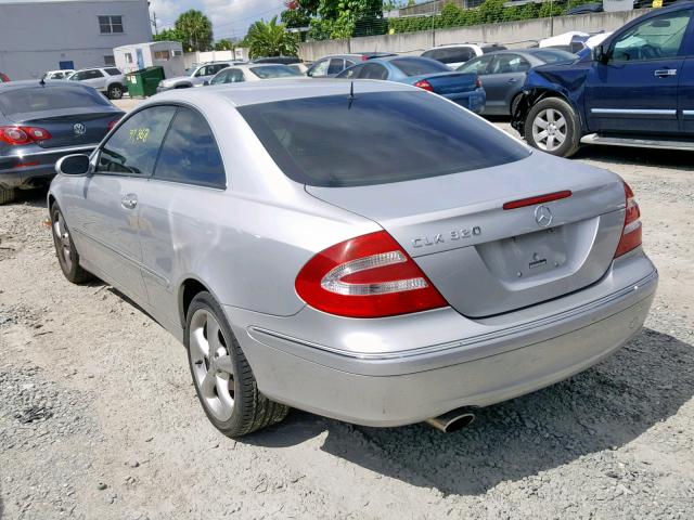 WDBTJ65J35F153845 - 2005 MERCEDES-BENZ CLK 320C SILVER photo 3