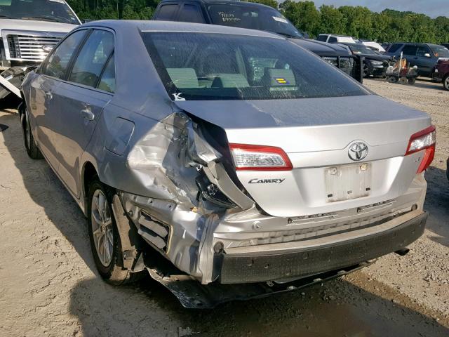 4T1BF1FK0CU062917 - 2012 TOYOTA CAMRY BASE SILVER photo 3