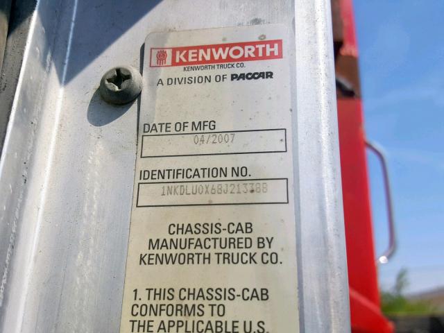 1NKDLU0X68J213388 - 2008 KENWORTH CONSTRUCTI RED photo 10