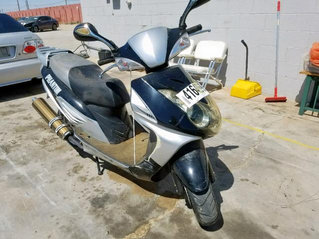 LD6TCK0727L800030 - 2007 PHAN SCOOTER TWO TONE photo 1