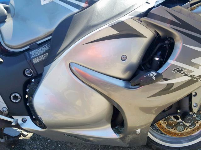 JS1GX72A192102198 - 2009 SUZUKI GSX1300 R SILVER photo 7