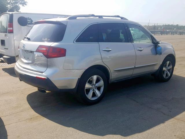 2HNYD2H22AH511693 - 2010 ACURA MDX SILVER photo 4