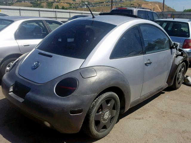 3VWCK21C11M421216 - 2001 VOLKSWAGEN NEW BEETLE 银色 照片 4