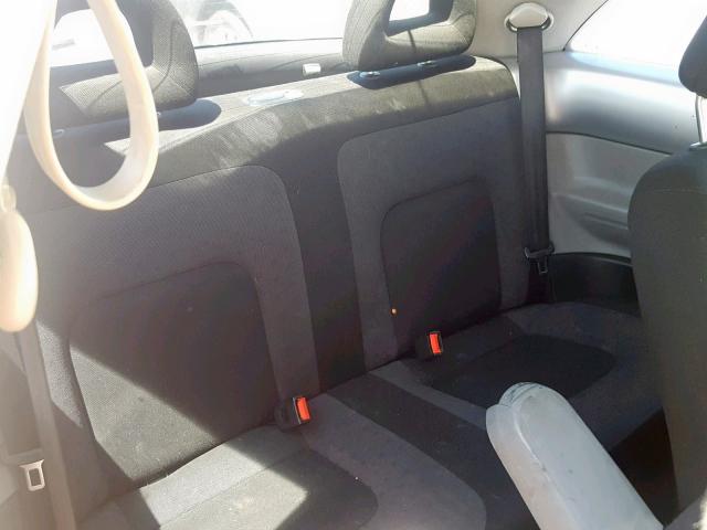 3VWCK21C11M421216 - 2001 VOLKSWAGEN NEW BEETLE 银色 照片 6