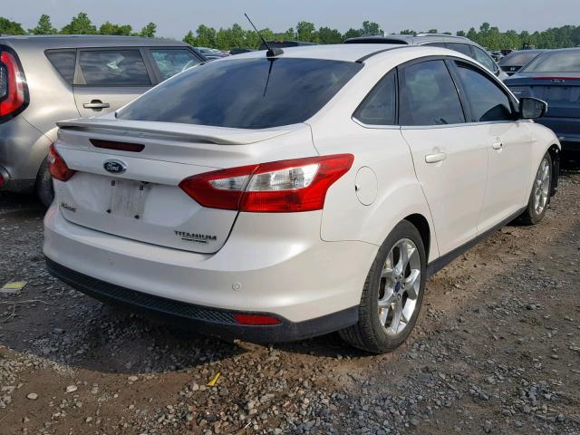 1FADP3J29EL439935 - 2014 FORD FOCUS TITA WHITE photo 4