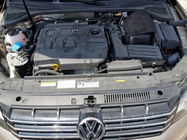 1VWBV7A3XFC062909 - 2015 VOLKSWAGEN PASSAT SE TAN photo 7