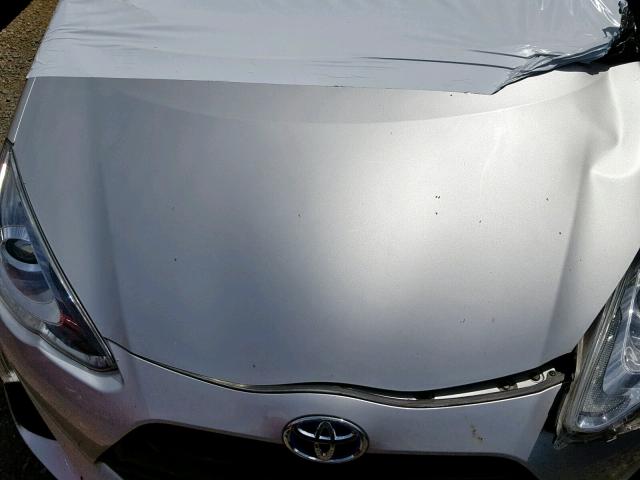 JTDKDTB33G1589359 - 2016 TOYOTA PRIUS C SILVER photo 7