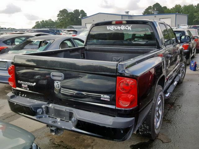 1D7HW48N55S238176 - 2005 DODGE DAKOTA QUA BLACK photo 4