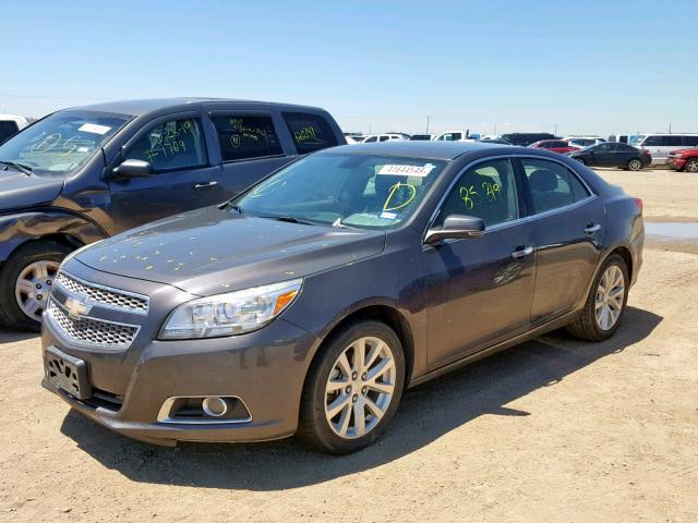 1G11H5SA0DF280241 - 2013 CHEVROLET MALIBU LTZ 灰色 照片 2