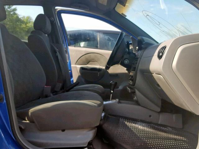 KL1TD62685B294868 - 2005 CHEVROLET AVEO BASE Көк фото 5