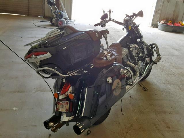 56KTRAAA8G3334330 - 2016 INDIAN MOTORCYCLE CO. ROADMASTER BLACK photo 4
