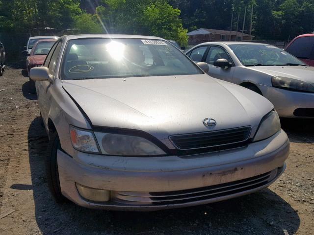 JT8BF28G3W5045576 - 1998 LEXUS ES 300 BEIGE photo 9