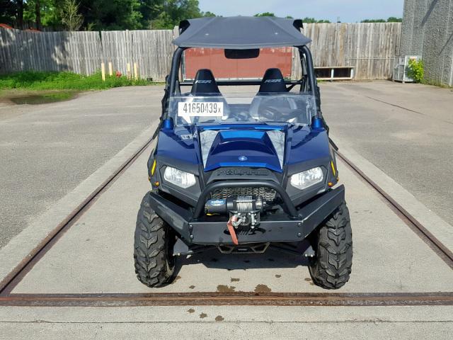 3NSVHE576JE365355 - 2018 POLARIS RZR 570 EP BLUE photo 2