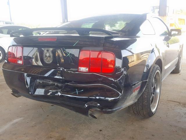 1ZVHT82H365154867 - 2006 FORD MUSTANG GT BLACK photo 4