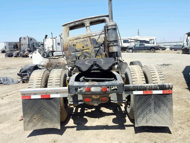 2FWJA3CV25AU53526 - 2005 STERLING TRUCK AT 9500 WHITE photo 9