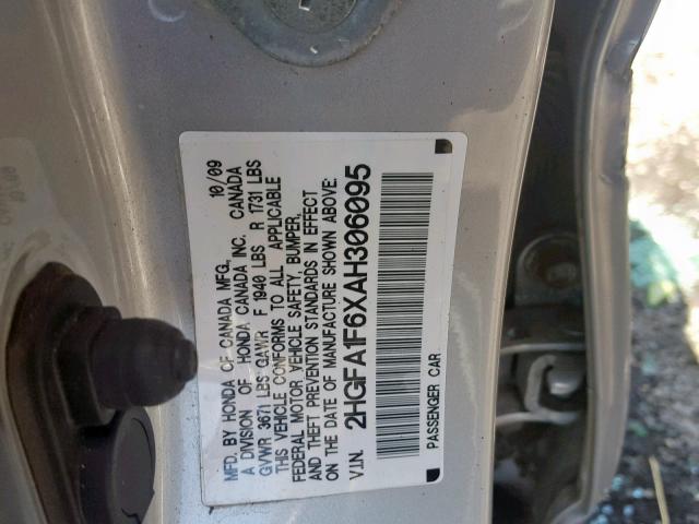 2HGFA1F6XAH306095 - 2010 HONDA CIVIC LX-S فضي صورة 10