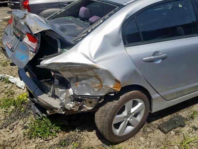 2HGFA1F6XAH306095 - 2010 HONDA CIVIC LX-S فضي صورة 9