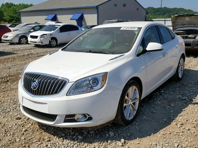 1G4PR5SKXE4186383 - 2014 BUICK VERANO CON WHITE photo 2