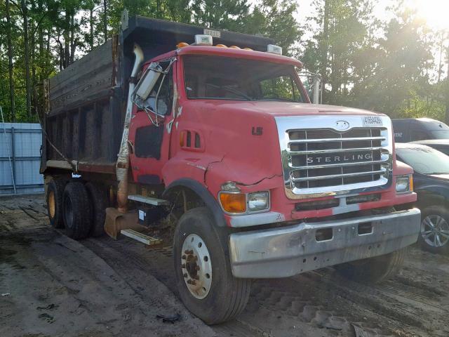 2FZHAZAS13AK86425 - 2003 STERLING TRUCK LT 9500 RED photo 1