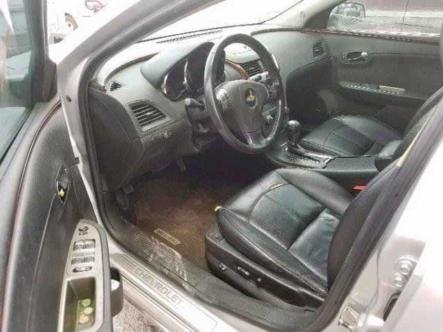 1G1ZE5E18BF316956 - 2011 CHEVROLET MALIBU LTZ ვერცხლისფერი ფოტო 9