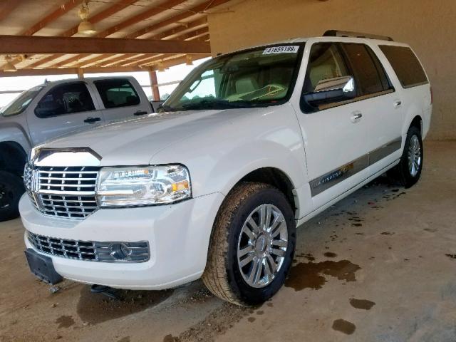 5LMFL275X7LJ18654 - 2007 LINCOLN NAVIGATOR WHITE photo 2