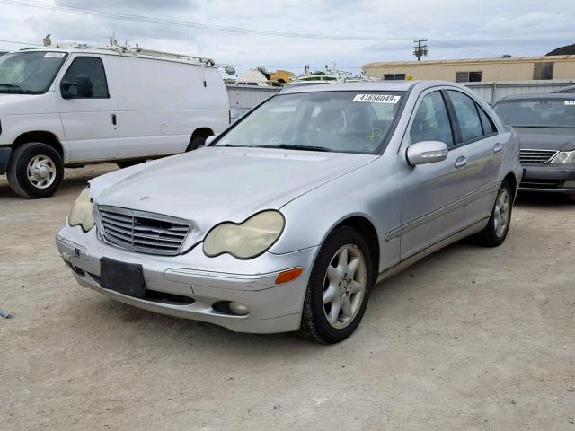 WDBRF61J04F534651 - 2004 MERCEDES-BENZ C 240 SILVER photo 2