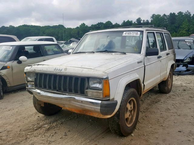 1JCMR7824HT135772 - 1987 JEEP CHEROKEE P WHITE photo 2