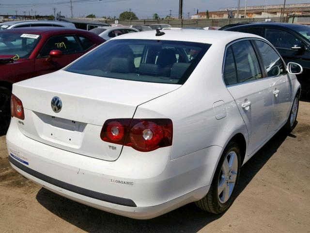 3VWRL71K99M061569 - 2009 VOLKSWAGEN JETTA TDI WHITE photo 4