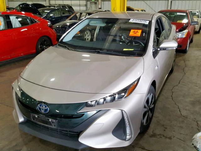 JTDKARFP9H3012639 - 2017 TOYOTA PRIUS PRIM 棕色 照片 2