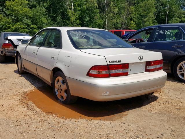 JT8BF28GX10320236 - 2001 LEXUS ES 300 WHITE photo 3