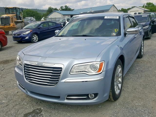 2C3CCACG0CH165926 - 2012 CHRYSLER 300 LIMITE BLUE photo 2